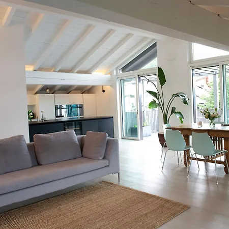 Loft Design In Bre Village Апартаменти