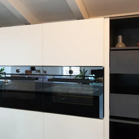 Loft Design In Bre Village شقة