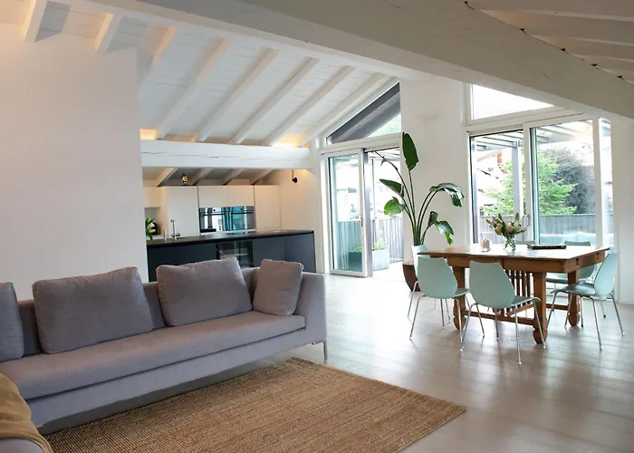 Loft Design In Bre Village 公寓