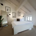 Daire Loft Design In Bre Village Lugano