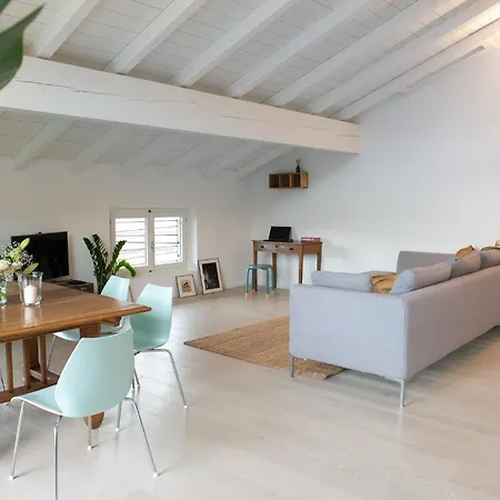Loft Design In Bre Village * לוגאנו