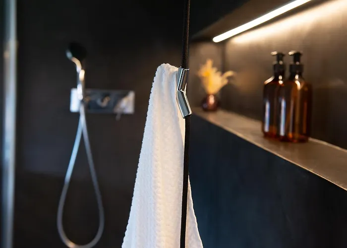 Loft Design In Bre Village アパート ルガーノ