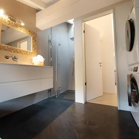 Loft Design In Brè Village Appartamento